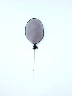  Balón na stenu tmavo šedá